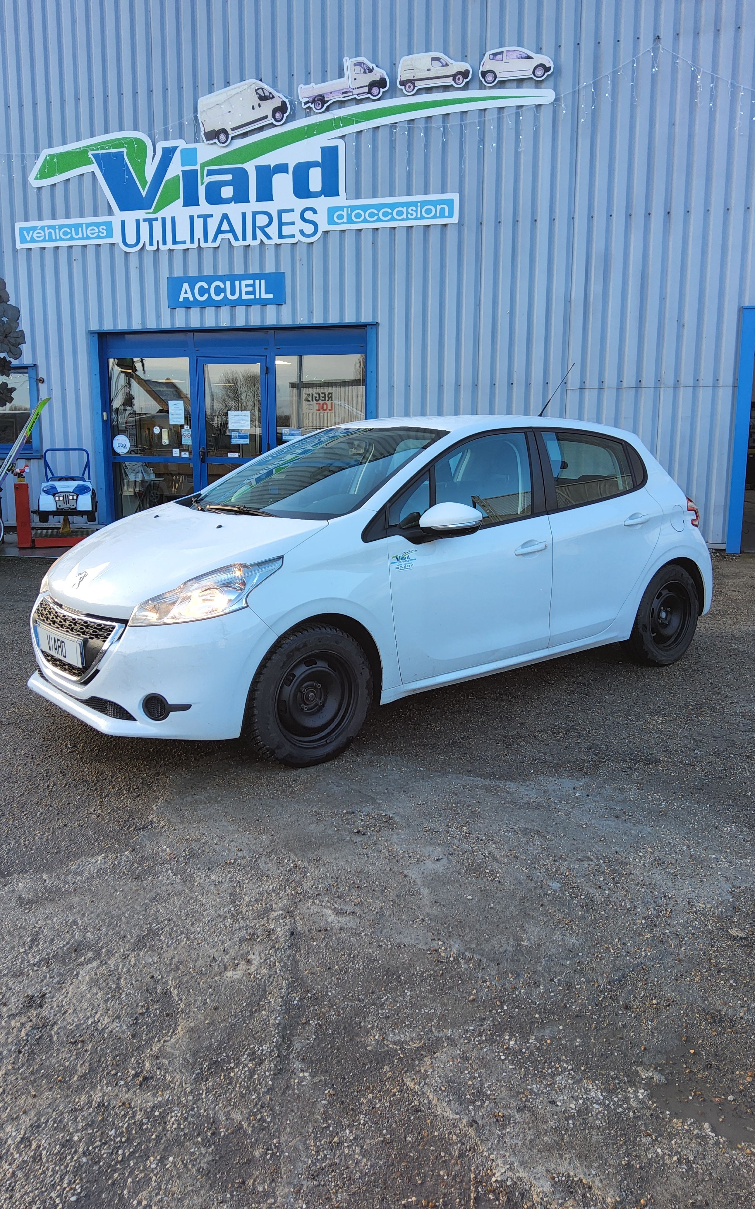 Peugeot 208 5places