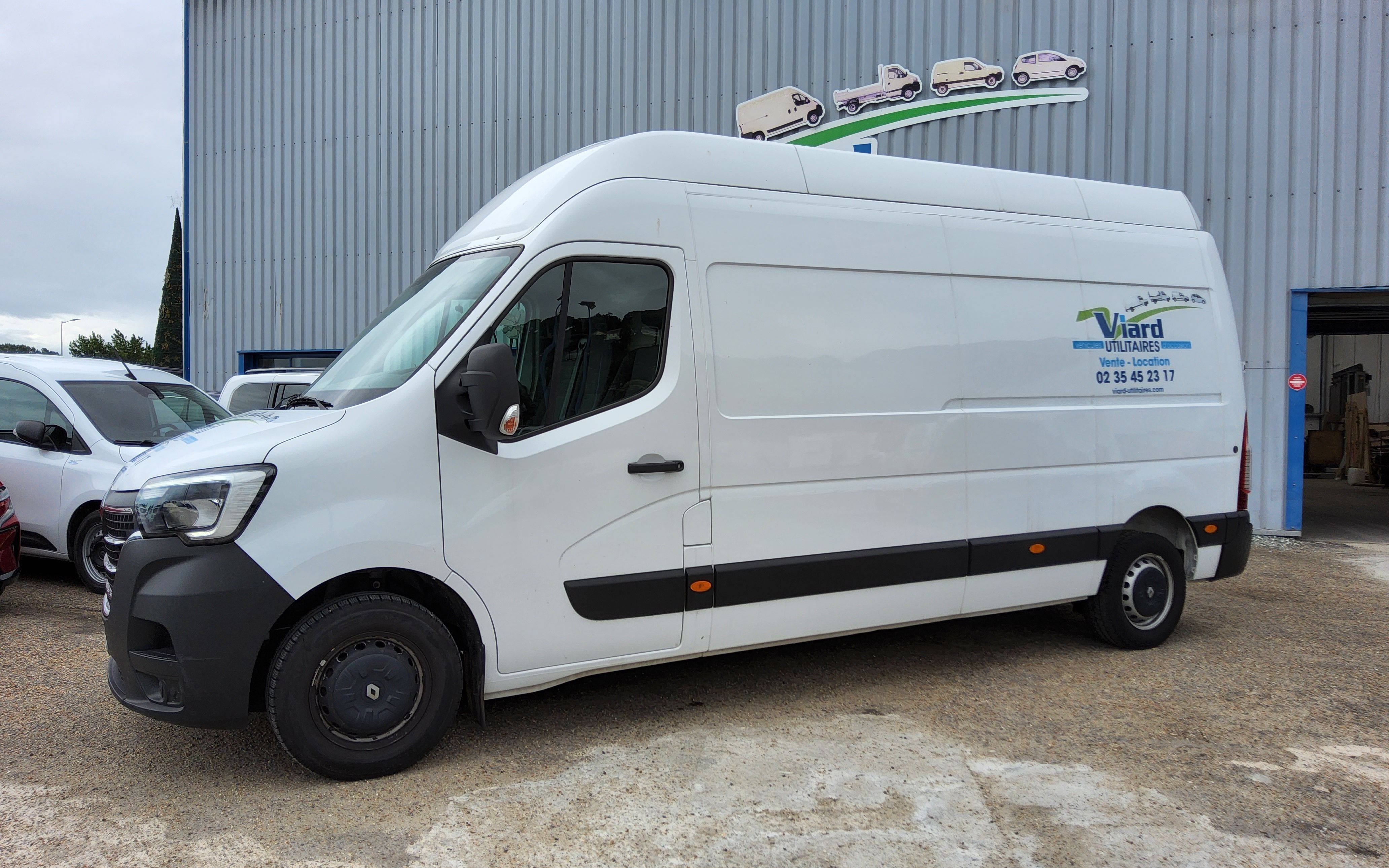 15m³ Renault Master L3H3 ou similaire